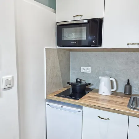 Jerozolimskie Move In Center *